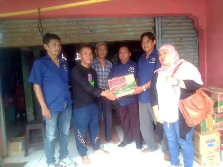 Awak Media Tangerang Bantu Korban Banjir