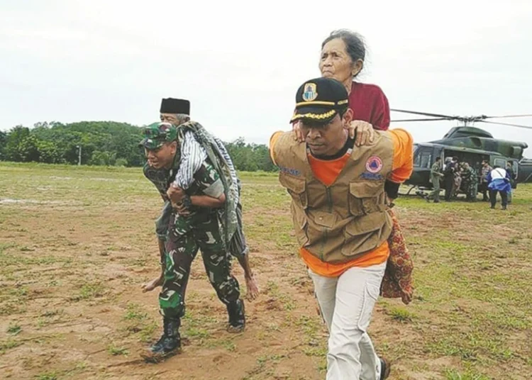 Evakuasi Dihadang Cuaca Buruk, Helikopter Angkut Korban Terisolir