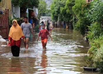 Dokumen Rusak Gara-gara Banjir, Warga Bisa Lapor Pemkot