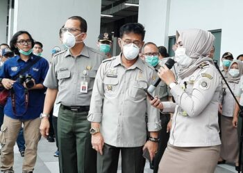Menteri Syahrul Yasin Cek Prosedur Keamanan Lalu Lintas Hewan di Bandara