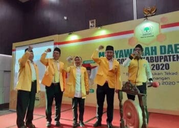 Pilkada Kabupaten Serang, Golkar Pertahankan Duet Tatu-Pandji