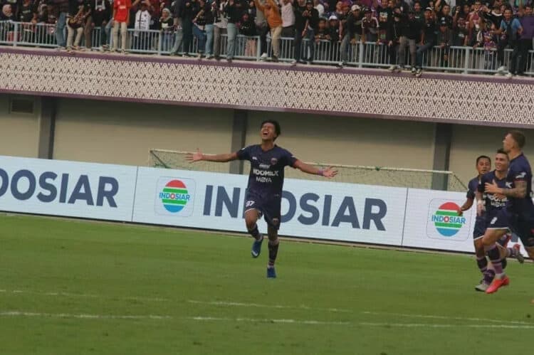 Ditahan PSM, Target Poin Sempurna Persita Melayang