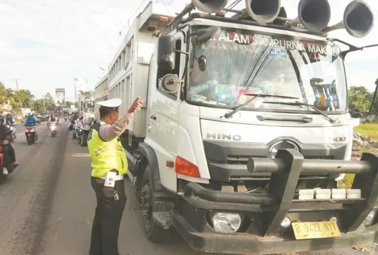 Polresta Tangerang Tindak Kendaraan Odol dan Pengendara Nakal