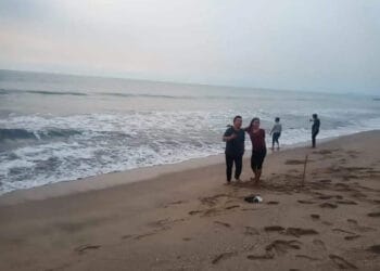 Corona Tak Lumpuhkan Wisata Pantai