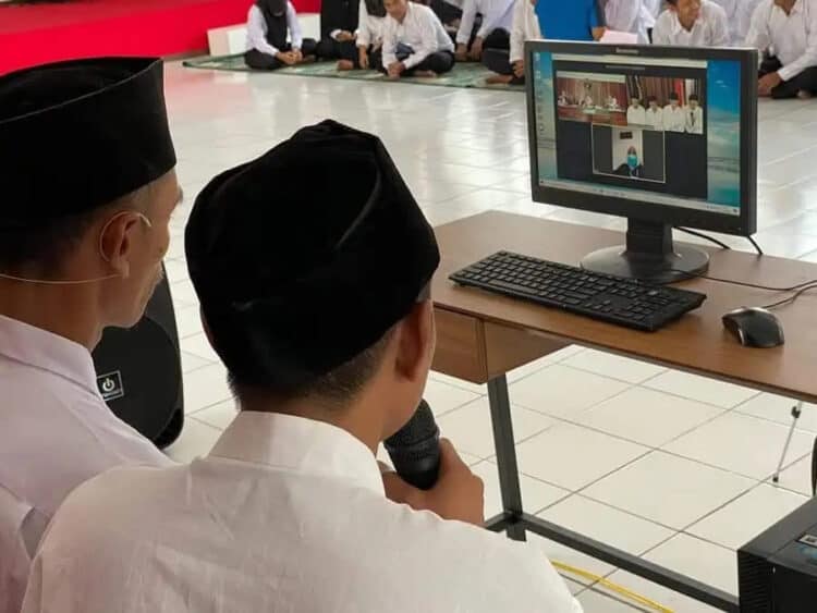 Puluhan Terdakwa Jalani Sidang Online