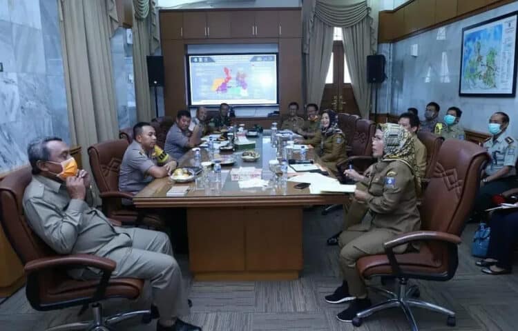 Pemkab Serang Lakukan Disinfeksi Hingga ke Desa