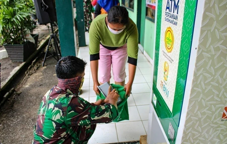 ATM Beras Gratis di Kodim 05/06 Tangerang