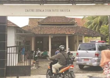 Pembagian Bantuan Tak Merata, Emak-emak Geruduk Kantor Desa Pasirnangka