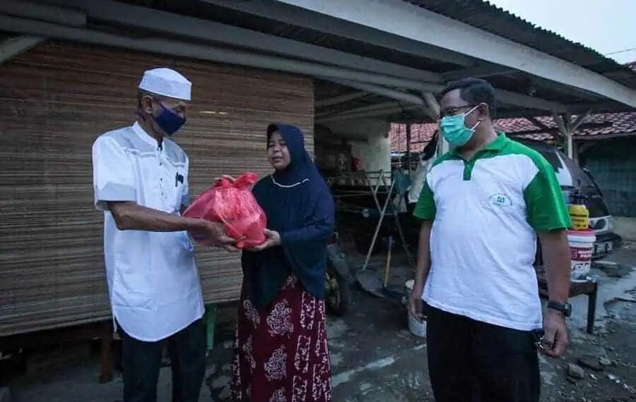 Penyaluran Zakat Fitrah di Tengah Pandemi Covid-19