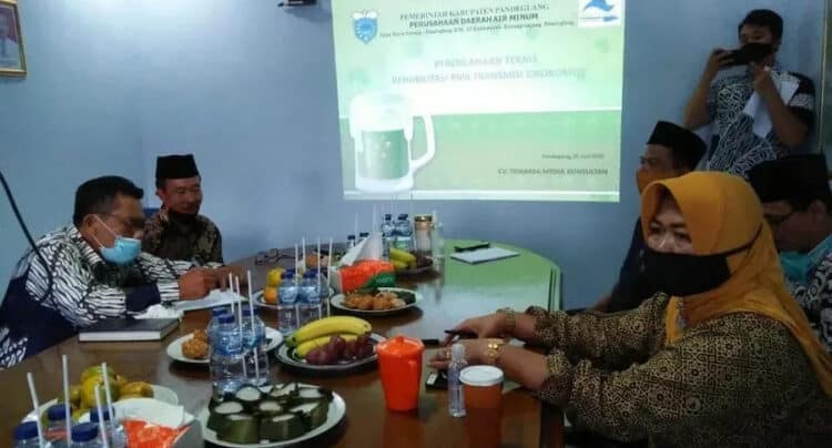 Keropos Termakan Usia, PDAM Pandeglang Ganti Pipa Transmisi Cikoromoy