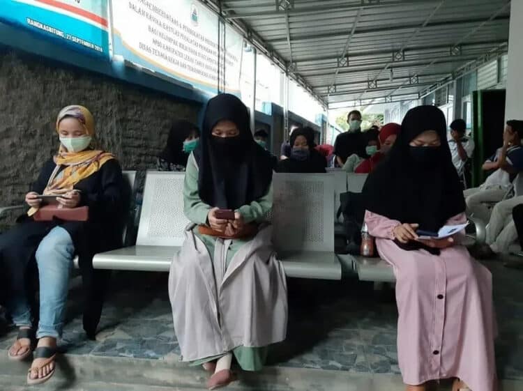 Sebulan, 1.200 Warga Lebak Bikin Kartu Pencaker
