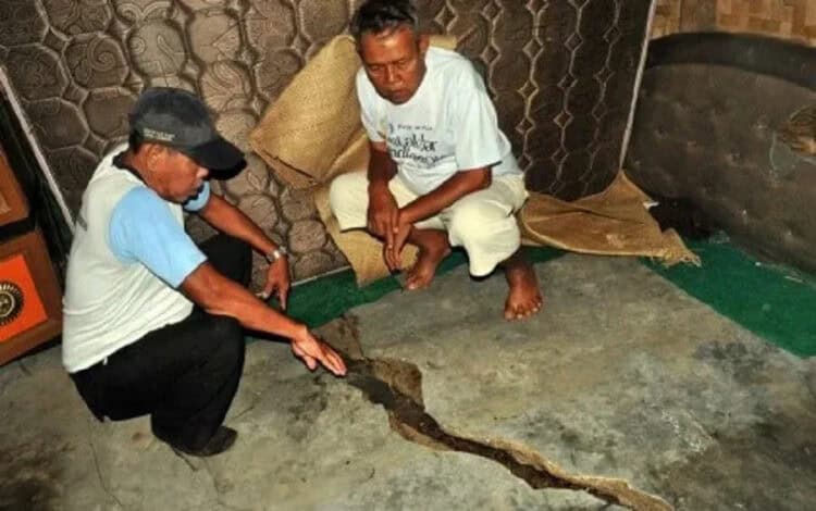 Dampak Tanah Bergerak, 42 KK di Jampang Minta Direlokasi