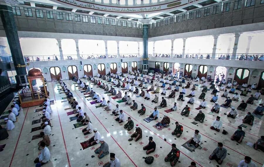 Salat Jumat “Perdana” di Masjid Al-Amjad Tigaraksa