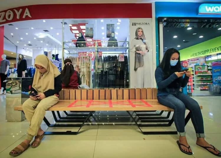 Pusat Perbelanjaan di Kota Tangerang Mulai Dibuka