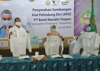 Dukung Nakes Tekan Penyebaran Covid-19, Bank Mantap Salurkan 300 APD