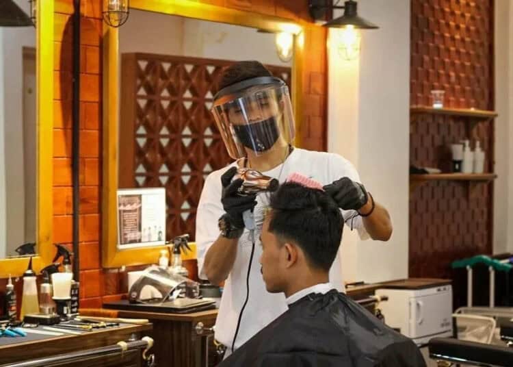 Jangan Takut Potong Rambut di Barbershop