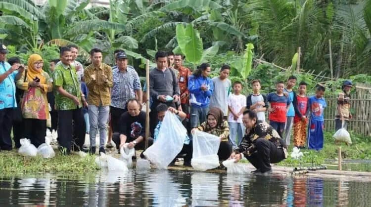 Alhamdulillah, 1.524 Pelaku Perikanan Dapat Bansos KKP