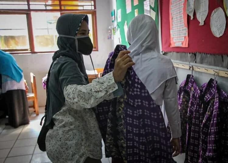 Hari Pertama Masuk Sekolah