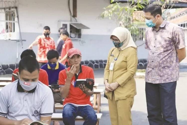 Menumbuhkan Literasi dari Balik Jeruji Besi