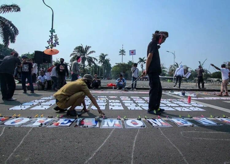 Aksi Love Moment Seniman Tangerang