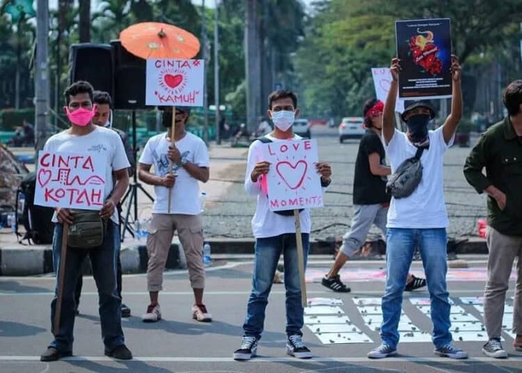Aksi Love Moment Seniman Tangerang