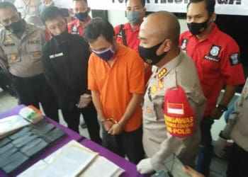 Oknum Wartawan Palsukan Uang Dolar