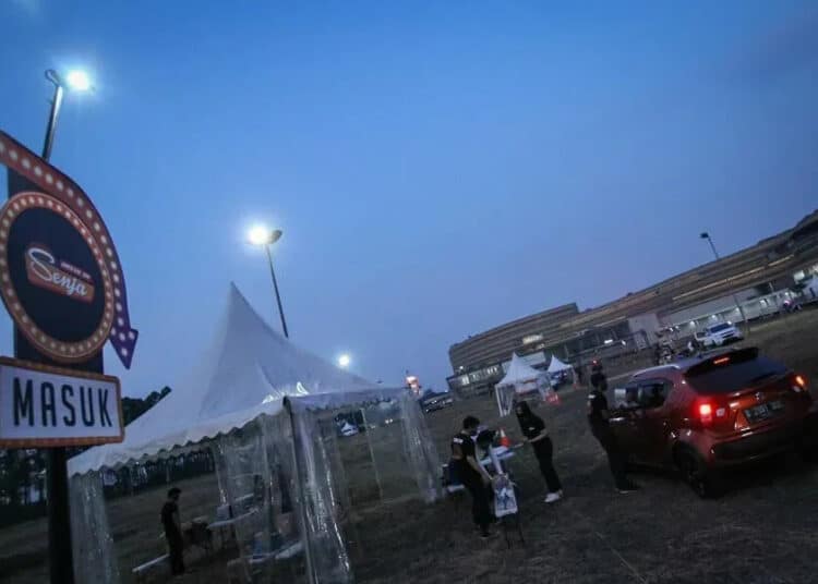 BIOSKOP DRIVE-IN (4)