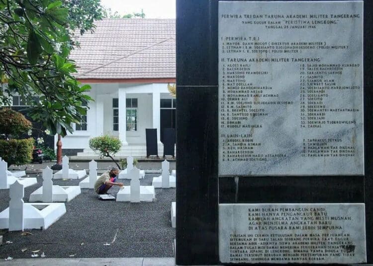 MAKAM PAHLAWAN (4)