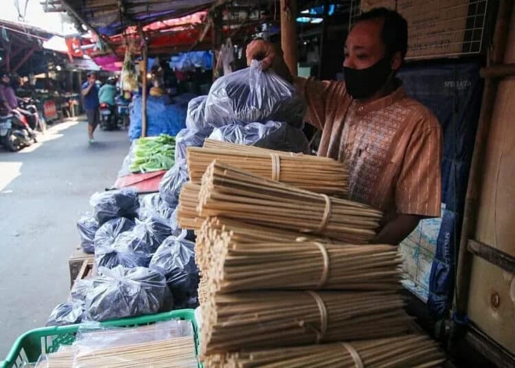 PEDAGANG ARANG (4)