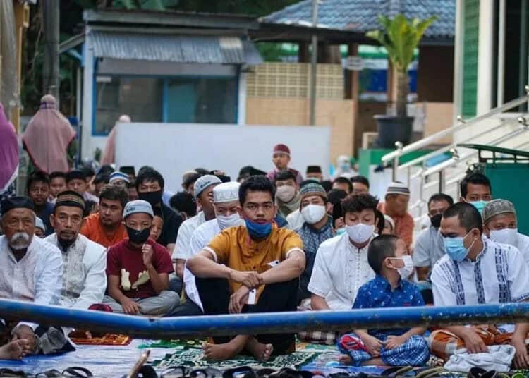 SALAT IED (5)