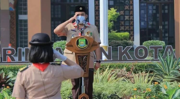 WALIKOTA ARIEF