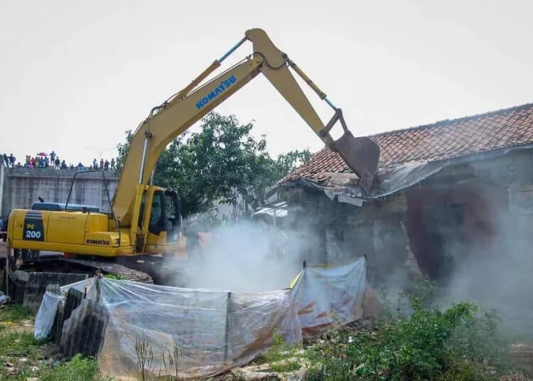 EKSEKUSI LAHAN DI BENDA (8)
