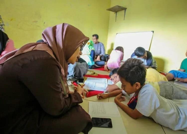 KEGIATAN BELAJAR (4)