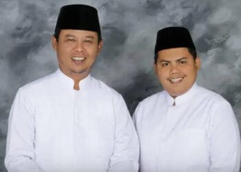 TANTANG PETAHANA: Bapaslon usungan dari PKB dan PPP, Thoni-Imat. (ISTIMEWA)