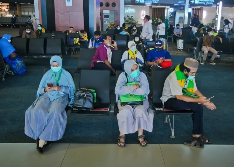 Suasana Keberangkatan Umrah Perdana di Bandara Soetta