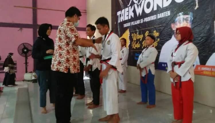 Kabupaten Tangerang Dominasi Medali Kejuaraan Taekwondo