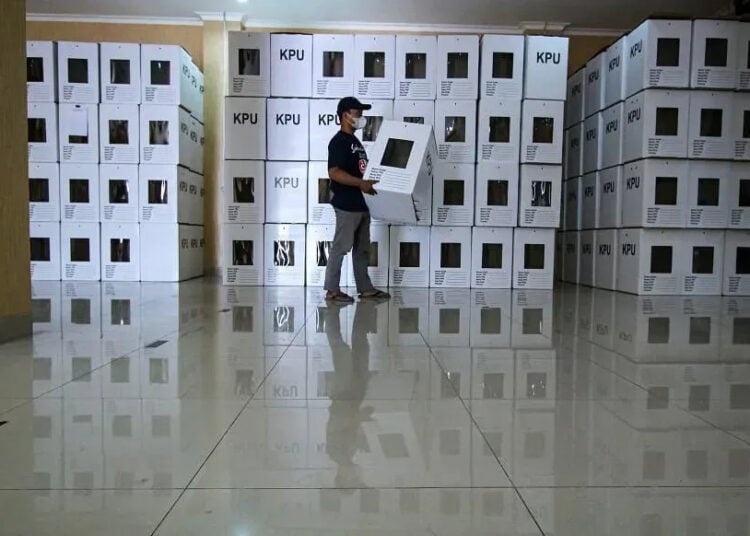 DISTRIBUSI LOGISTIK PILKADA TANGSEL