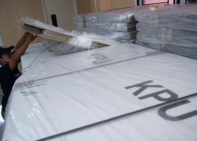 DISTRIBUSI LOGISTIK PILKADA TANGSEL