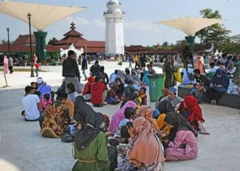 Libur Nataru, Wisatawan Tak Boleh Berkerumun