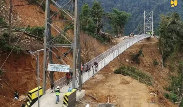 Jembatan Gantung Senilai Rp 2,6 M Diresmikan