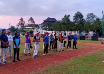 Uji Kerja Sama Tim Kejuaraan Persahabatan Softball Putra 2020