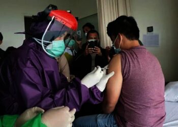47,74 Persen Nakes Kota Tangsel Sudah Divaksin