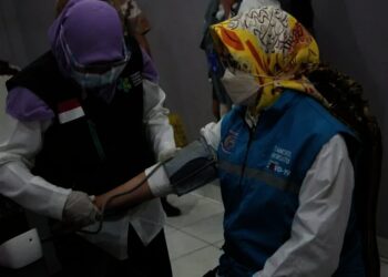 Vaksinasi Covid-19 Dibagi Dua Sesi Perhari di RSU Tangerang Selatan