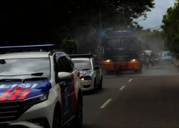 Disinfeksi, Polres Lebak Kerahkan Water Canon
