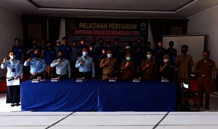 WBP Lapas Klas III Diberi Pelatihan Menanam Sayuran