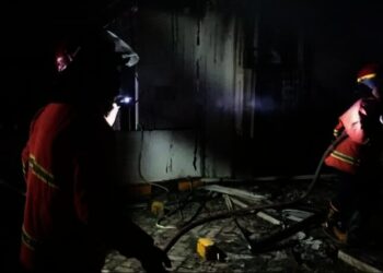 Mini Market di Cileles Lebak Ludes Terbakar