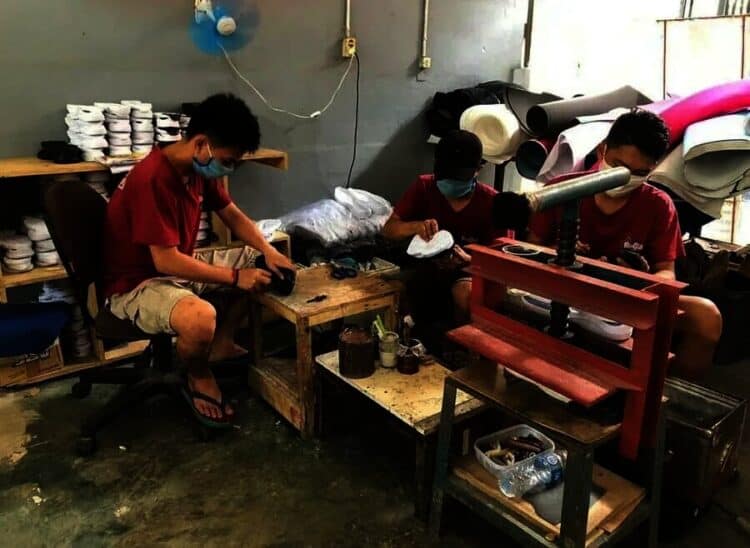 WBP Rutan Kelas I Tangerang Produksi Sepatu