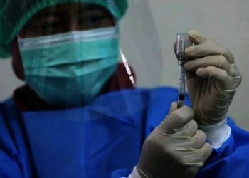 Terkait Vaksinasi Covid-19, Pemimpin Daerah Harus Beri Contoh