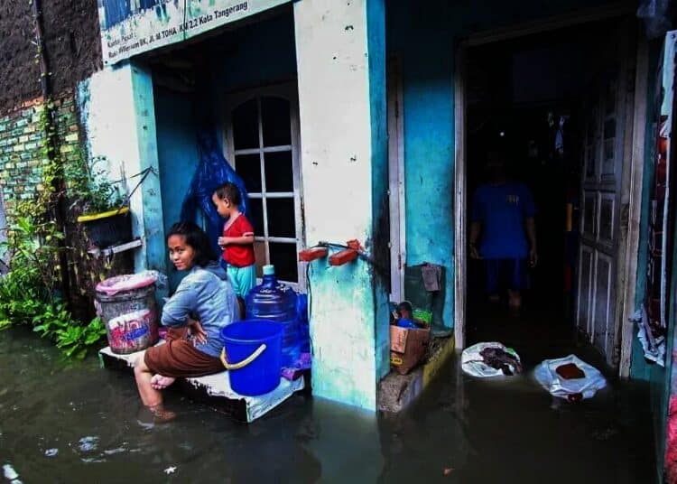 Akibat Curah Hujan Tinggi, Pemukiman warga Terendam Banjir