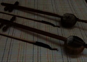 Sepi Job, Seniman Banting Setir Jualan Alat Musik Tehyan
